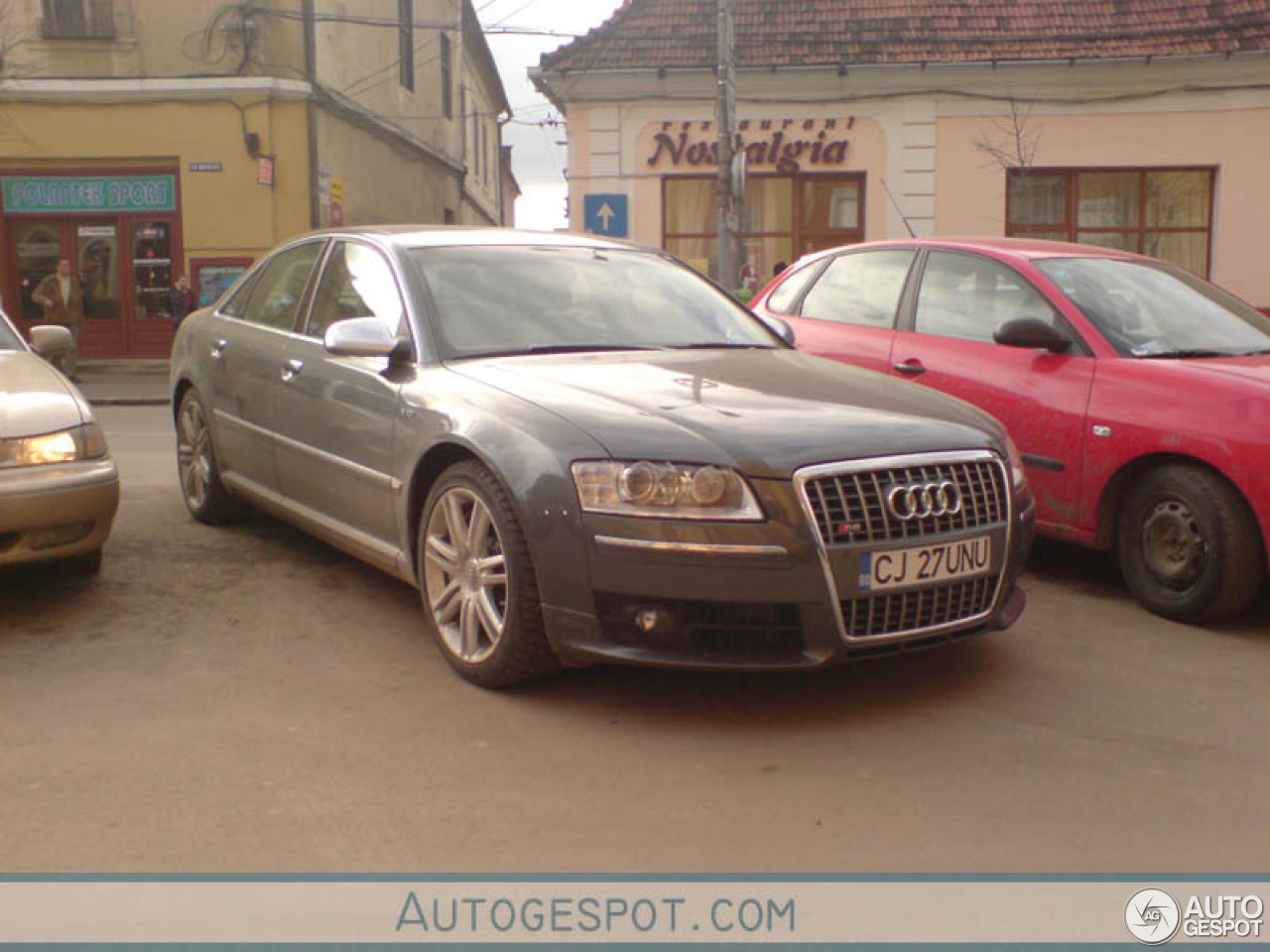 Audi S8 D3