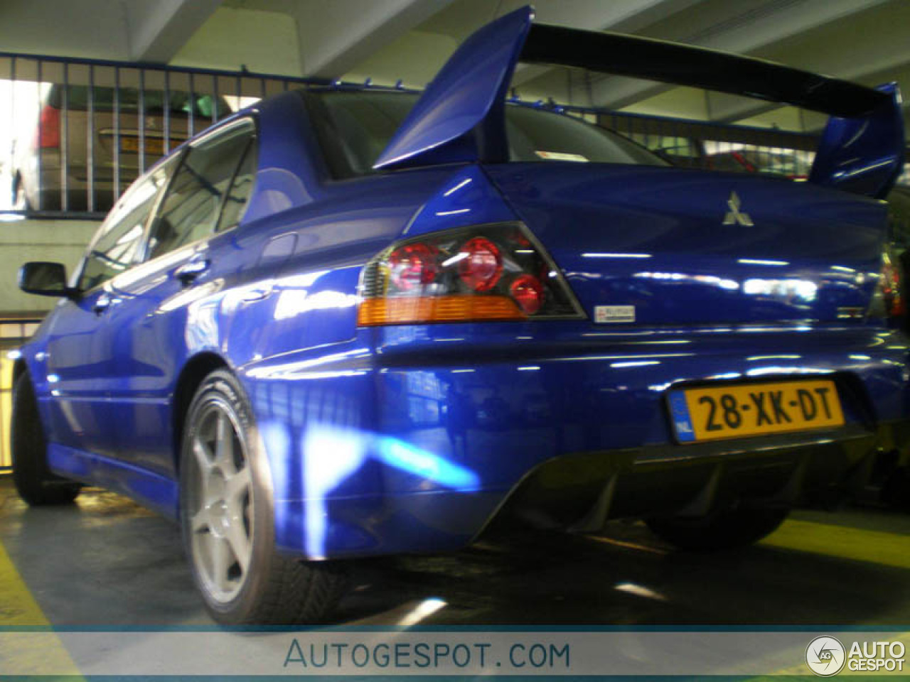 Mitsubishi Lancer Evolution IX MR FQ