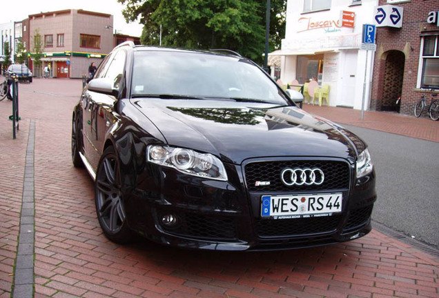 Audi RS4 Avant B7