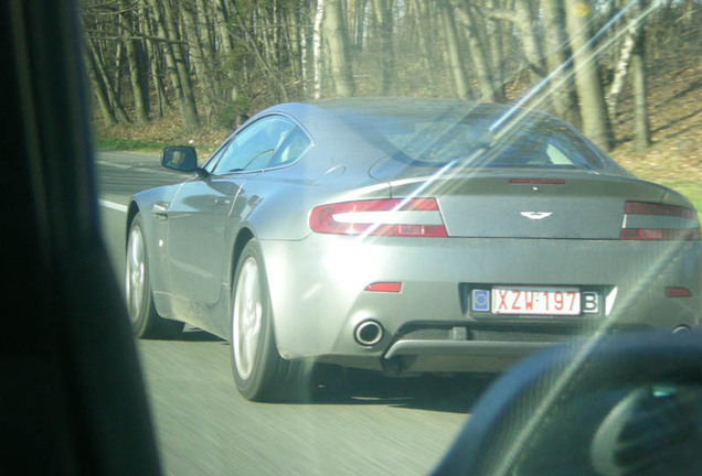 Aston Martin V8 Vantage