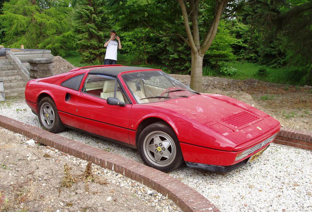 Ferrari 328 GTS