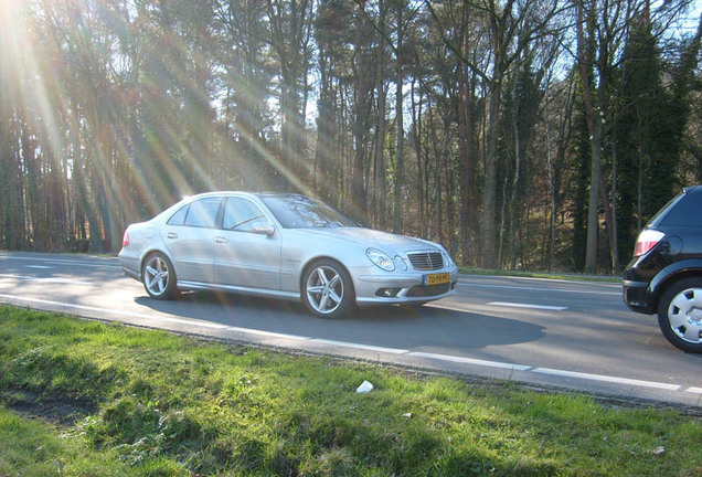 Mercedes-Benz E 55 AMG