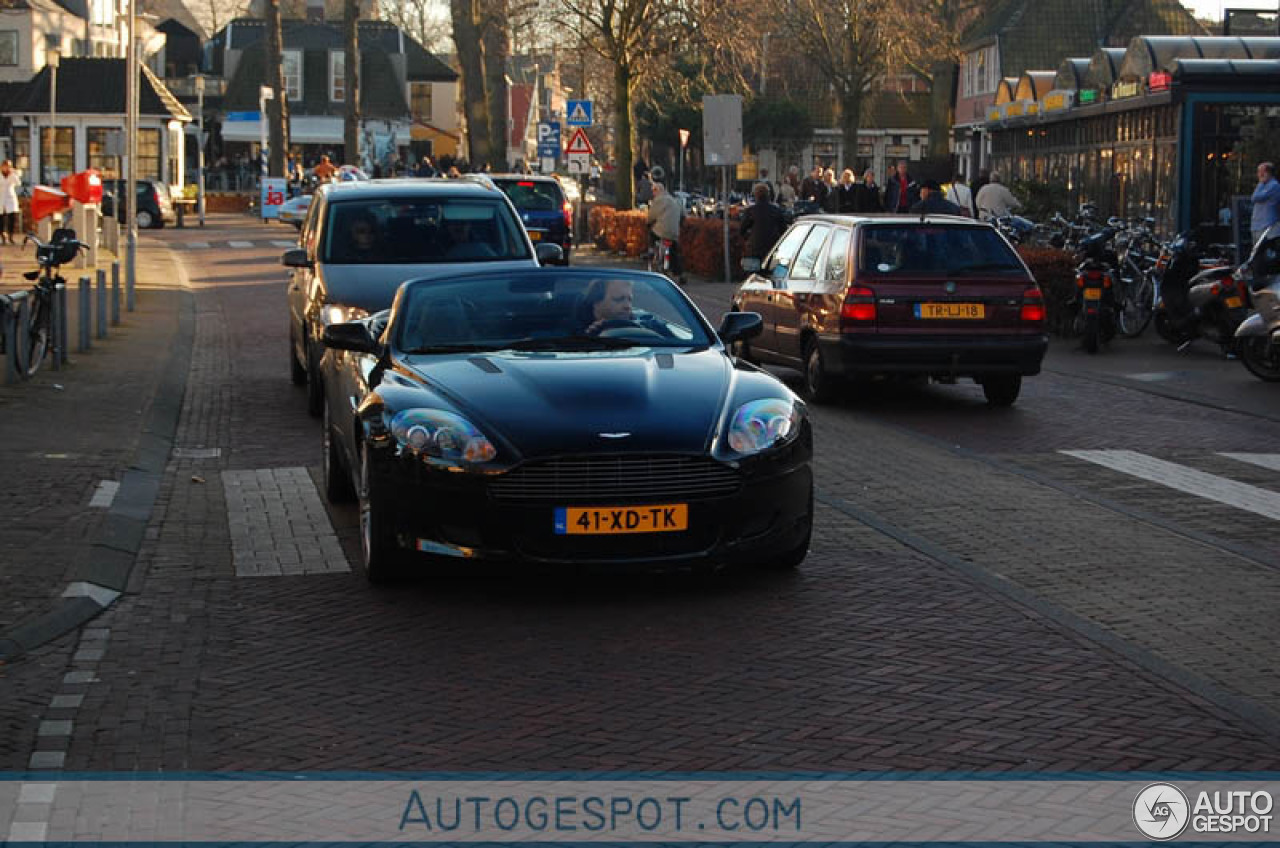 Aston Martin DB9 Volante