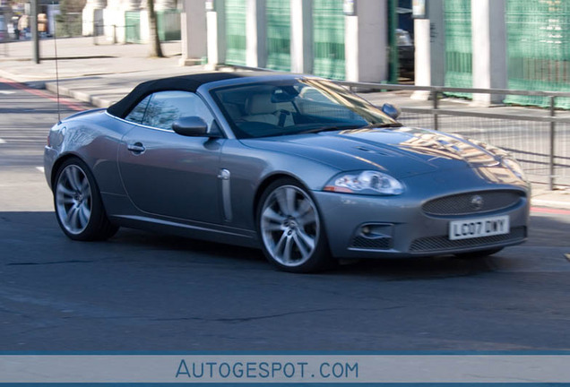 Jaguar XKR Convertible 2006