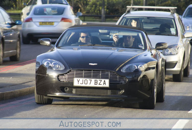 Aston Martin V8 Vantage Roadster