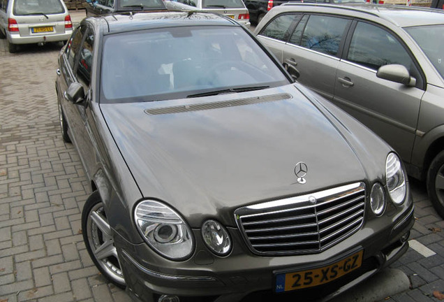 Mercedes-Benz E 63 AMG