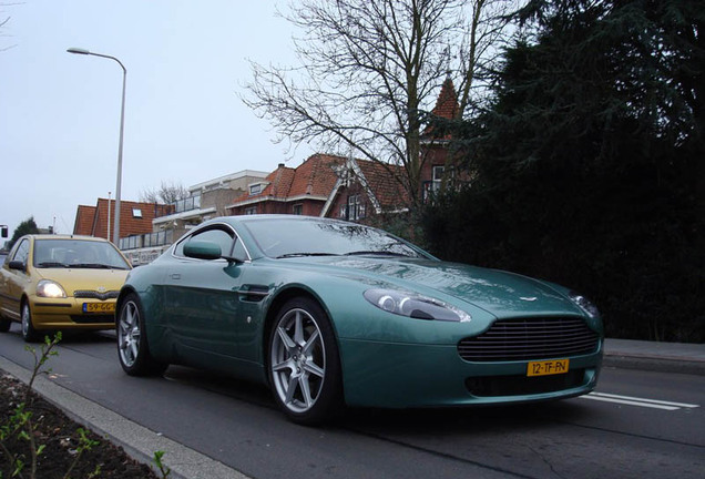 Aston Martin V8 Vantage