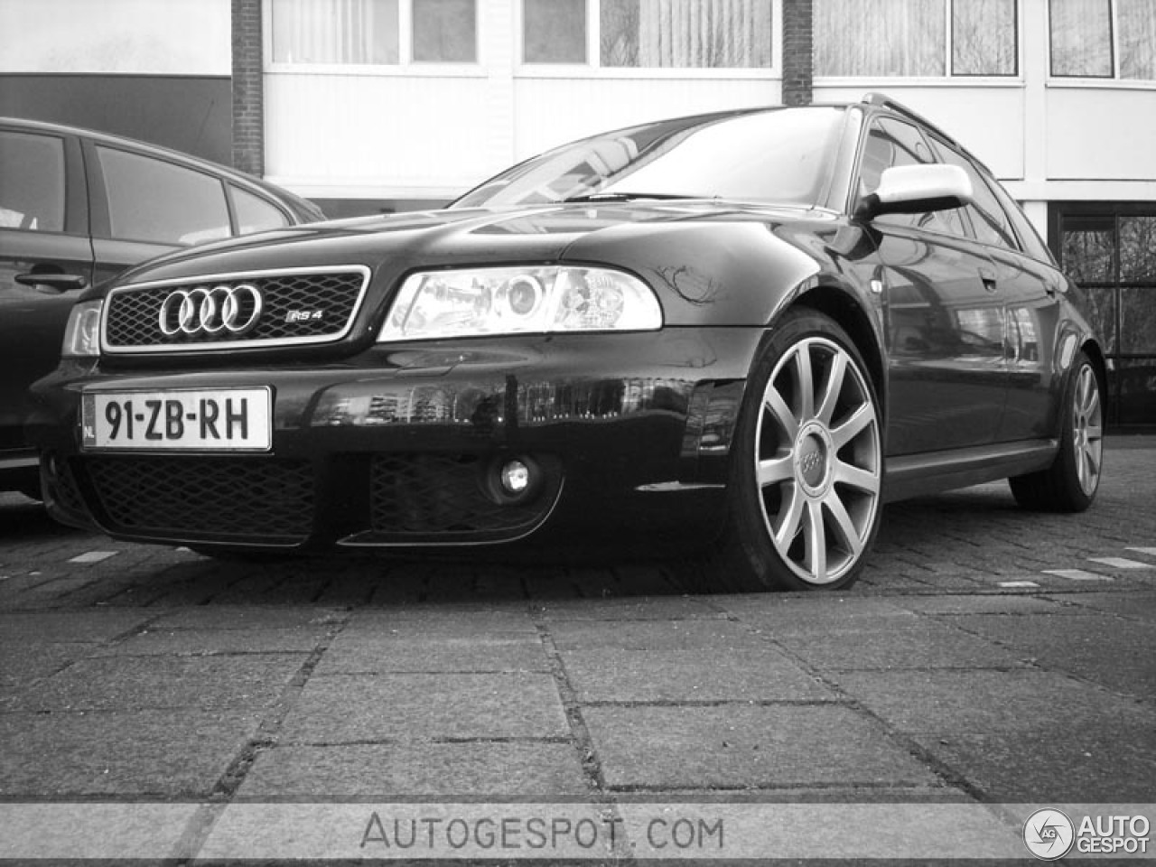 Audi RS4 Avant B5