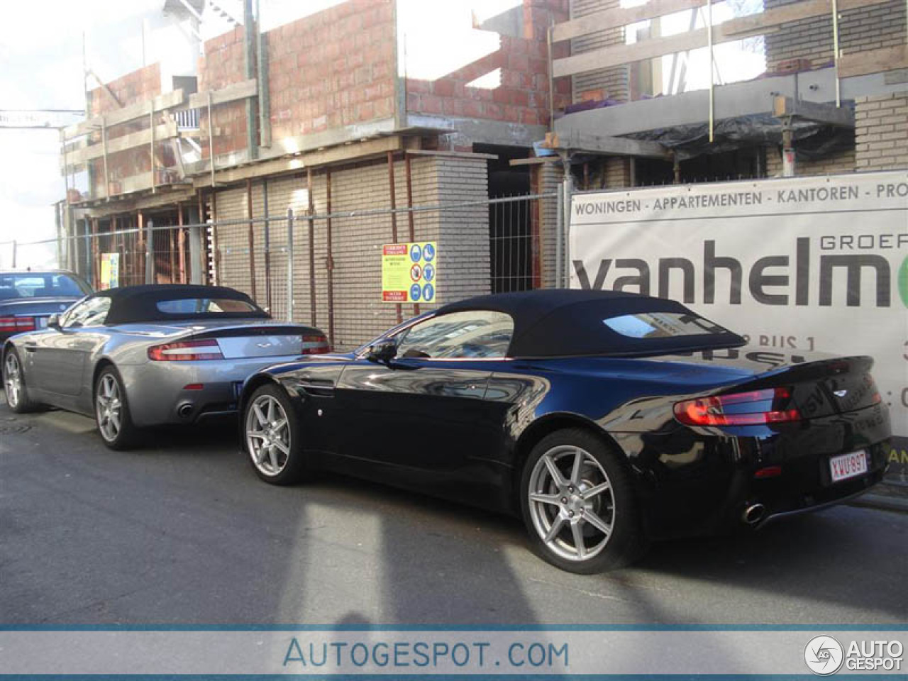 Aston Martin V8 Vantage Roadster