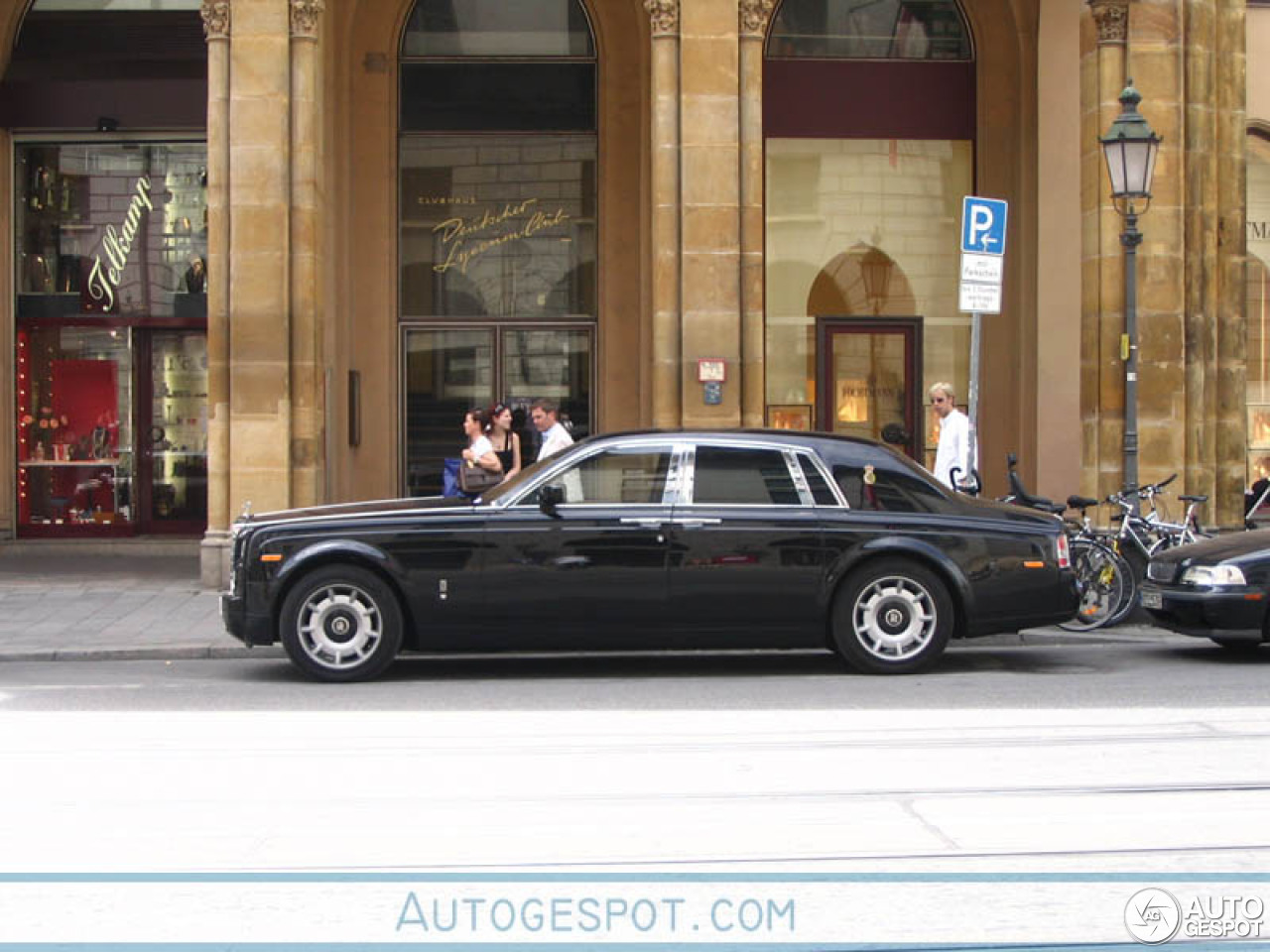 Rolls-Royce Phantom