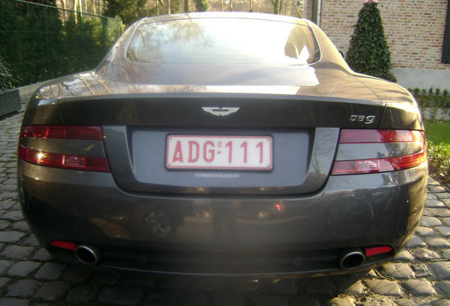 Aston Martin DB9