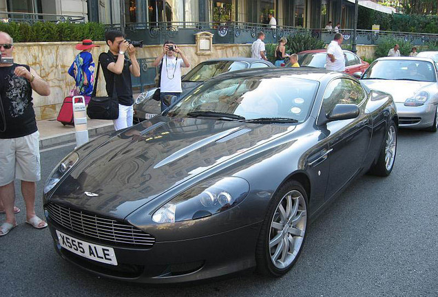 Aston Martin DB9