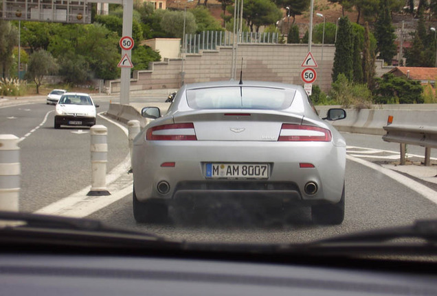 Aston Martin V8 Vantage