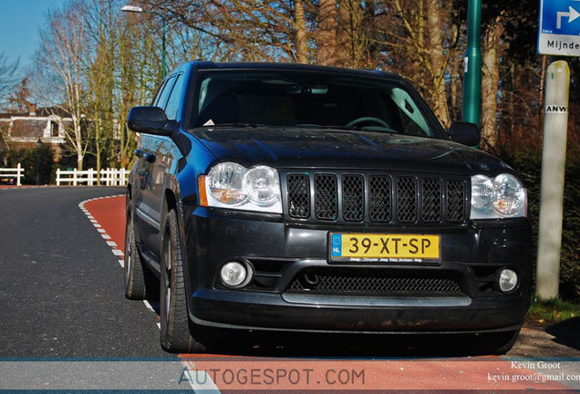 Jeep Grand Cherokee SRT-8 2005