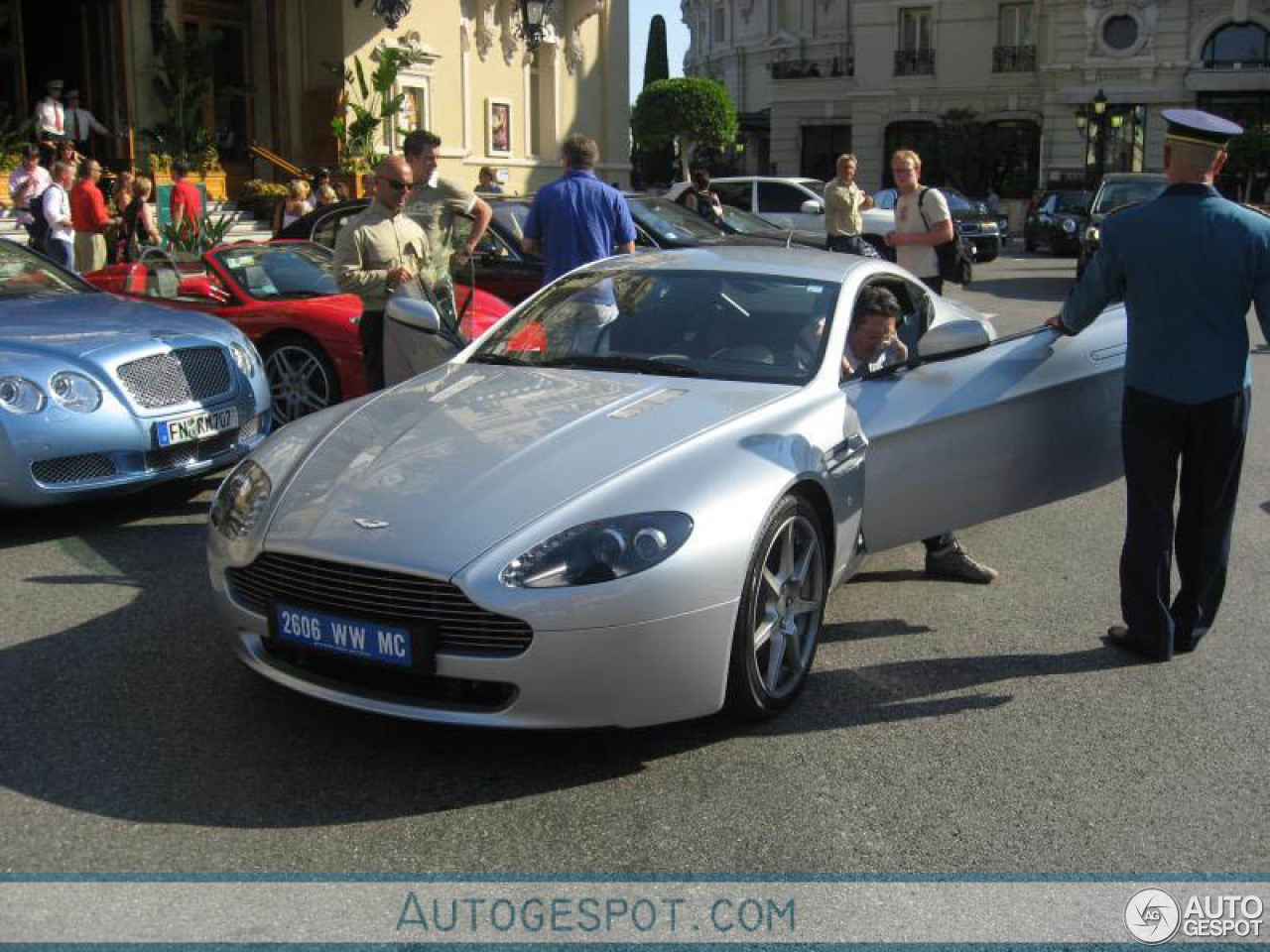 Aston Martin V8 Vantage