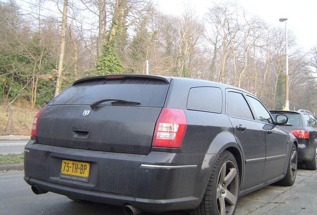 Dodge Magnum SRT-8