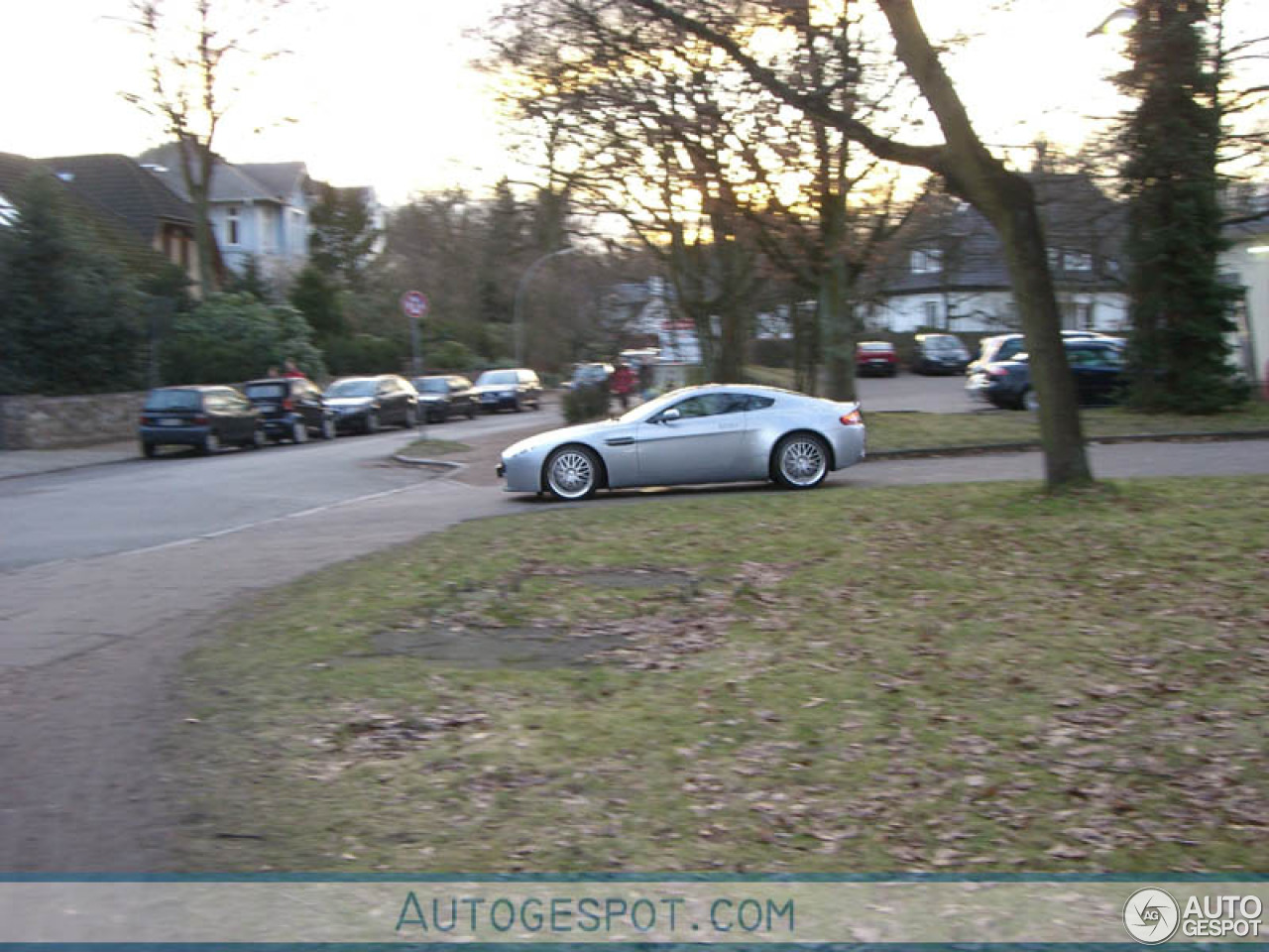 Aston Martin V8 Vantage