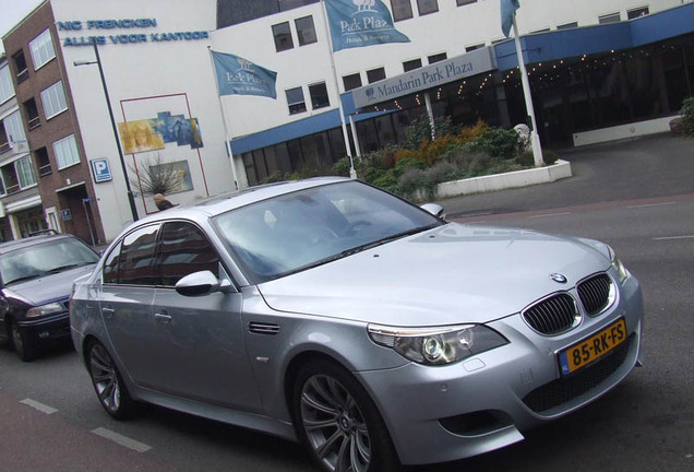 BMW M5 E60 2005