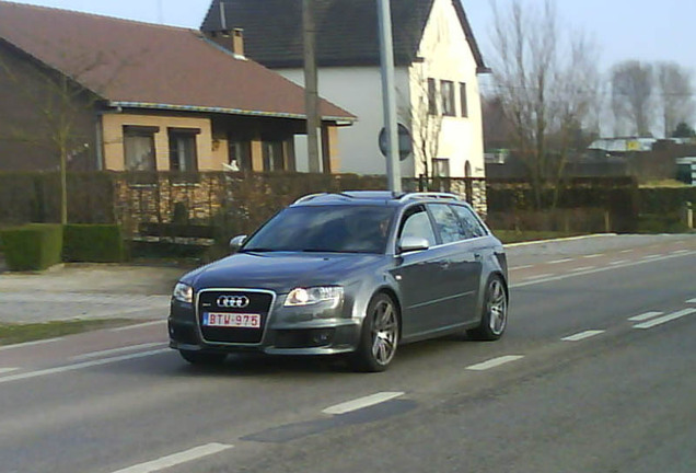 Audi RS4 Avant B7