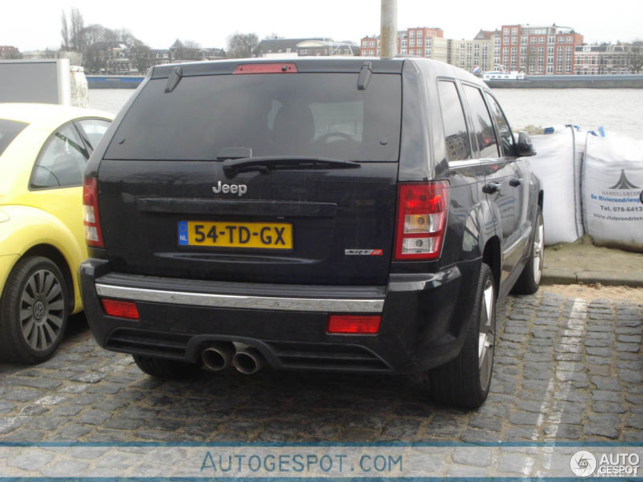 Jeep Grand Cherokee SRT-8 2005