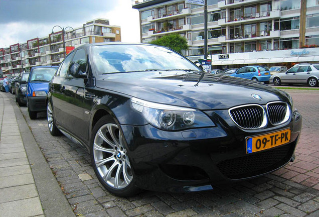 BMW M5 E60 2005