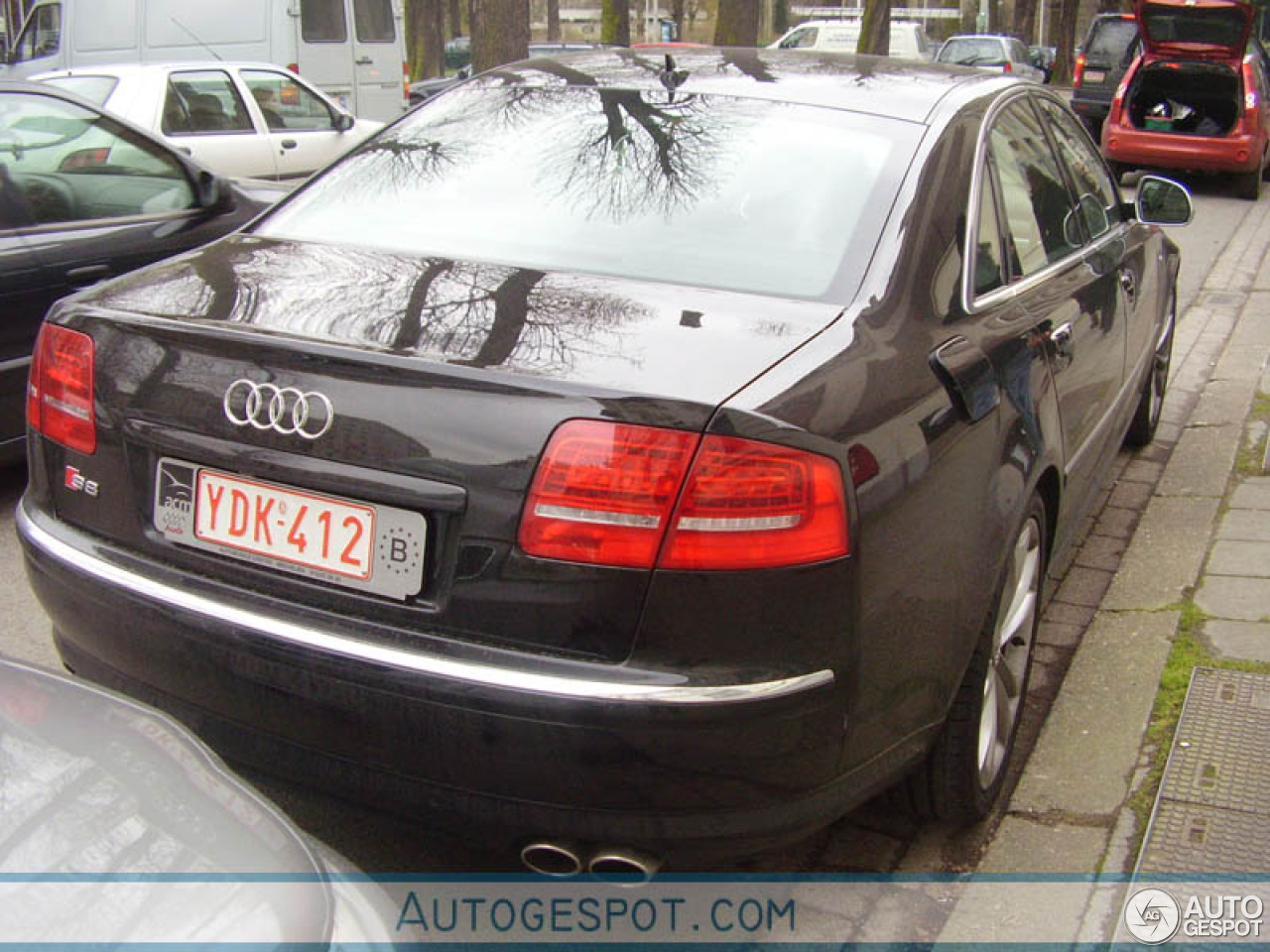 Audi S8 D3