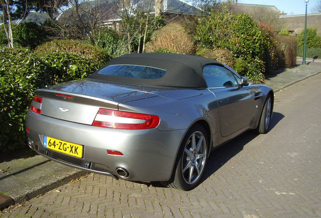 Aston Martin V8 Vantage Roadster