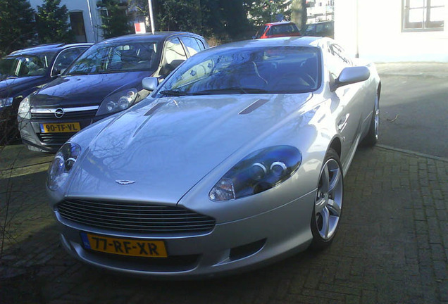 Aston Martin DB9