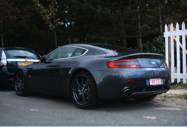 Aston Martin V8 Vantage