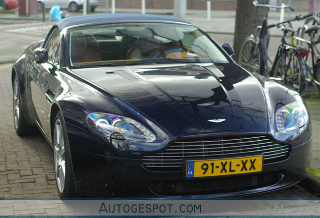 Aston Martin V8 Vantage Roadster