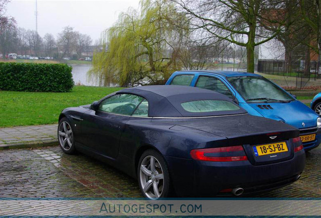 Aston Martin DB9 Volante