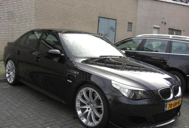 BMW M5 E60 2005