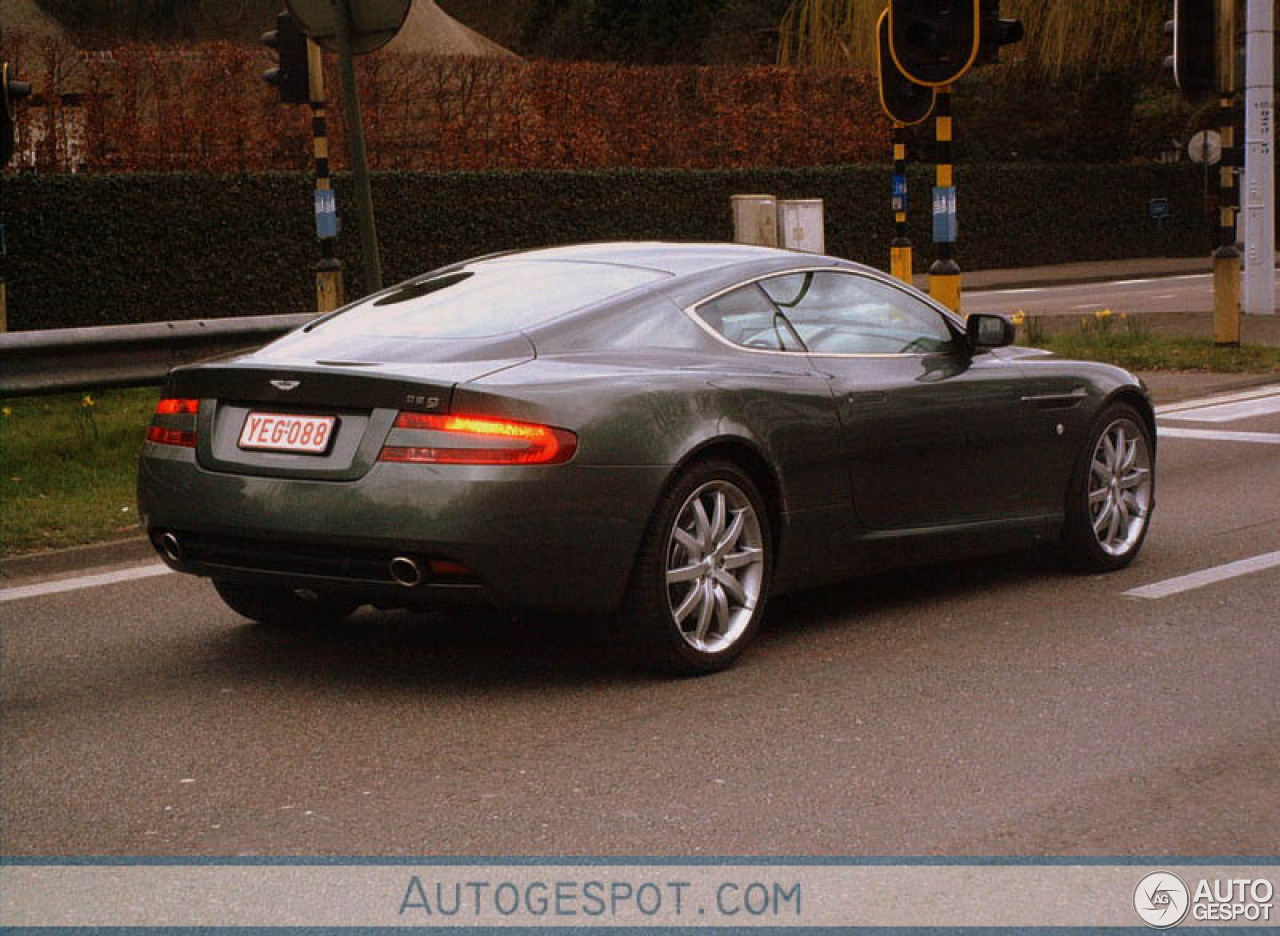 Aston Martin DB9