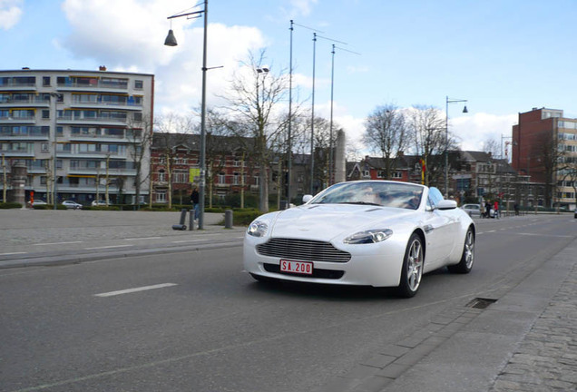 Aston Martin V8 Vantage Roadster