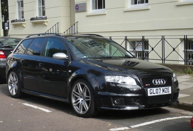 Audi RS4 Avant B7