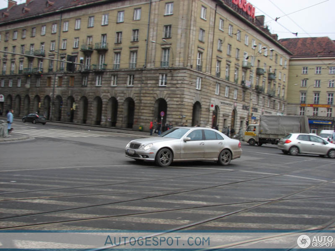 Mercedes-Benz E 55 AMG