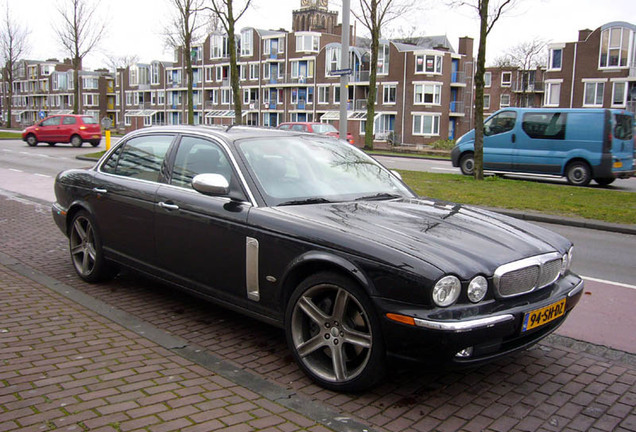 Jaguar Super V8 Portfolio