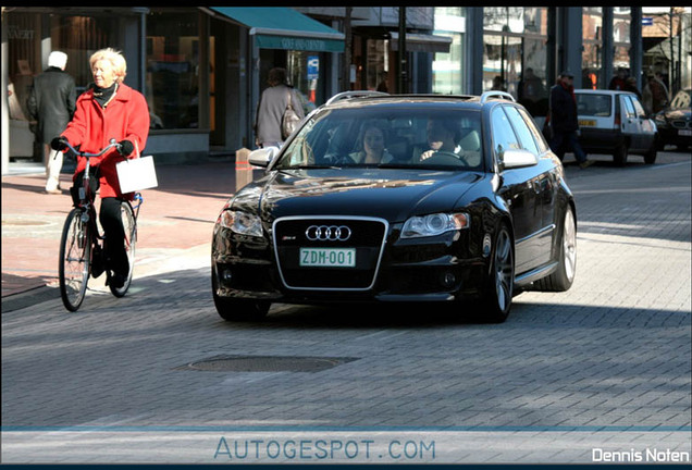 Audi RS4 Avant B7