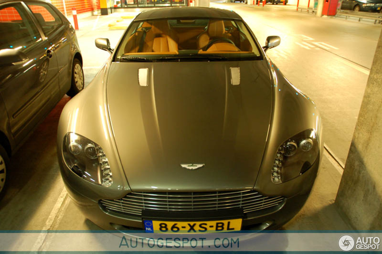 Aston Martin V8 Vantage