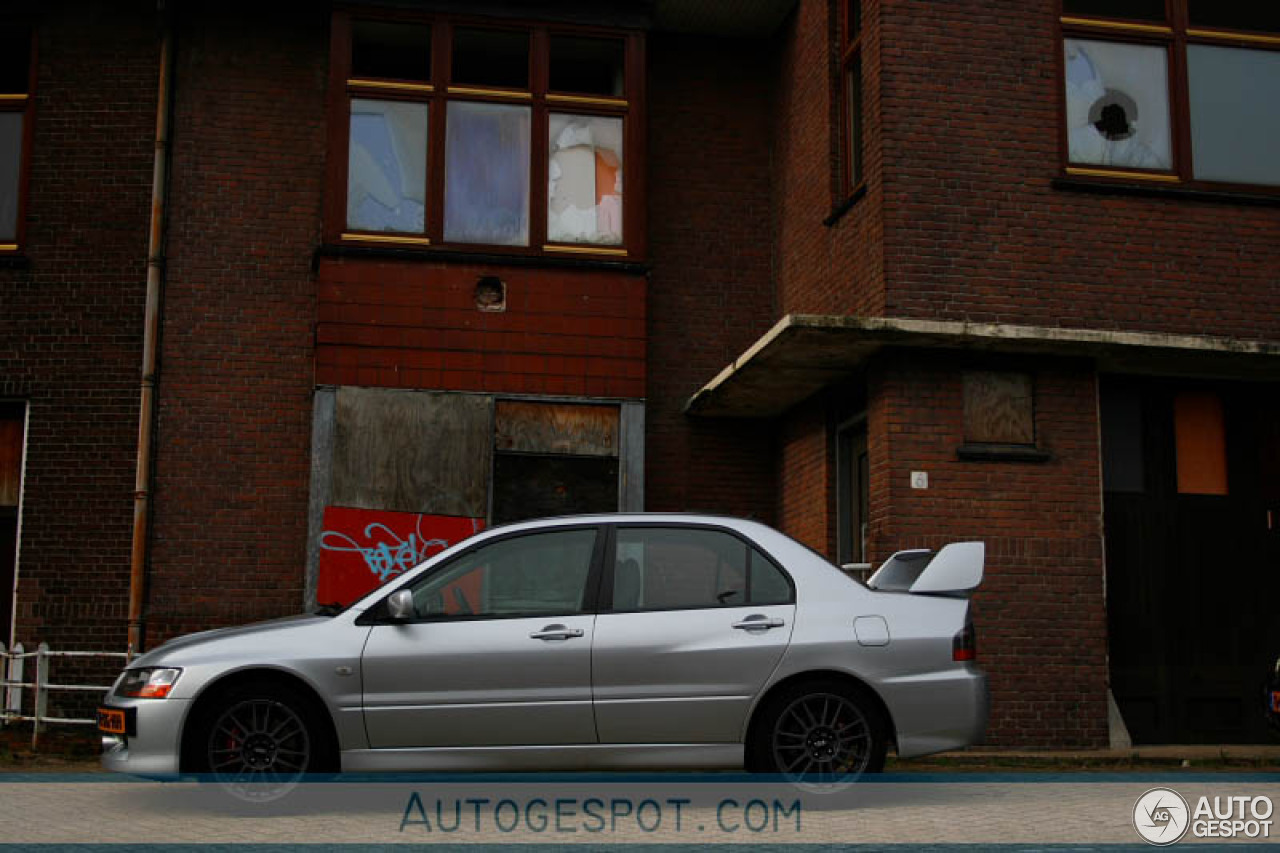 Mitsubishi Lancer Evolution IX