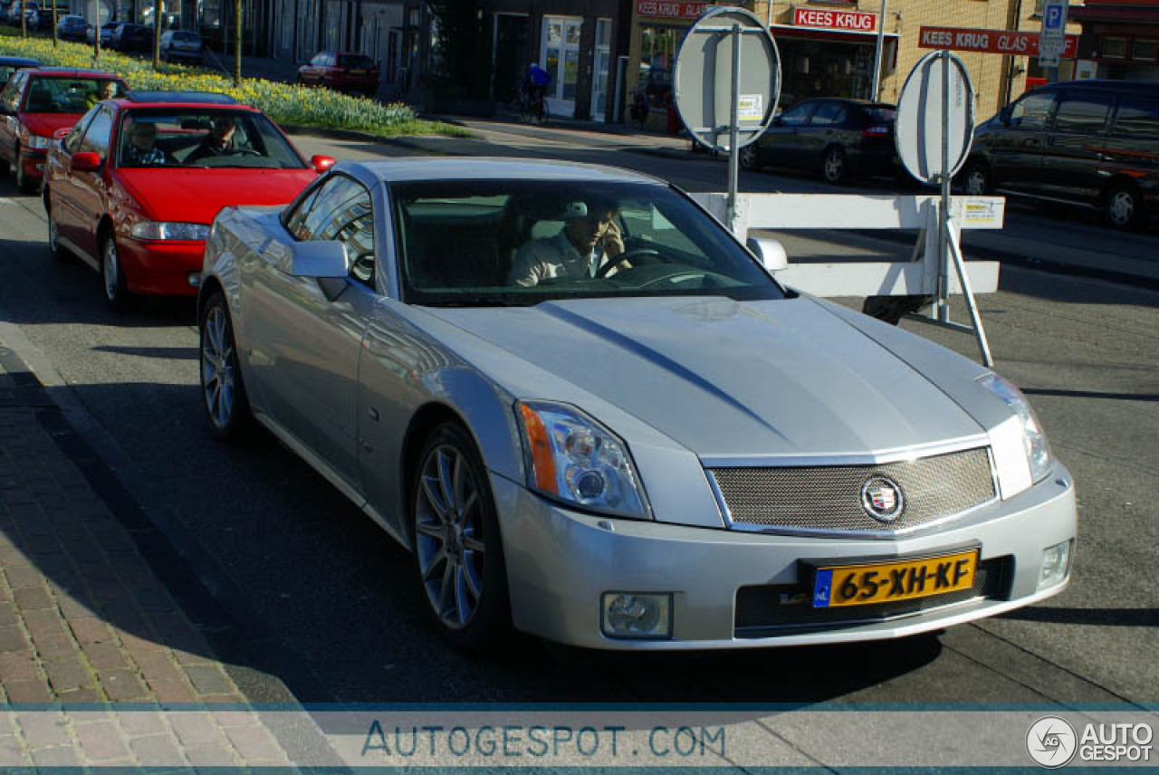 Cadillac XLR-V