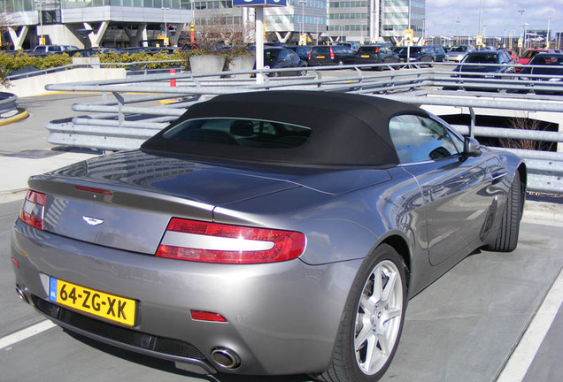 Aston Martin V8 Vantage Roadster