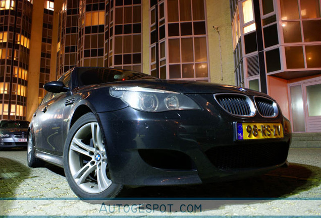 BMW M5 E60 2005