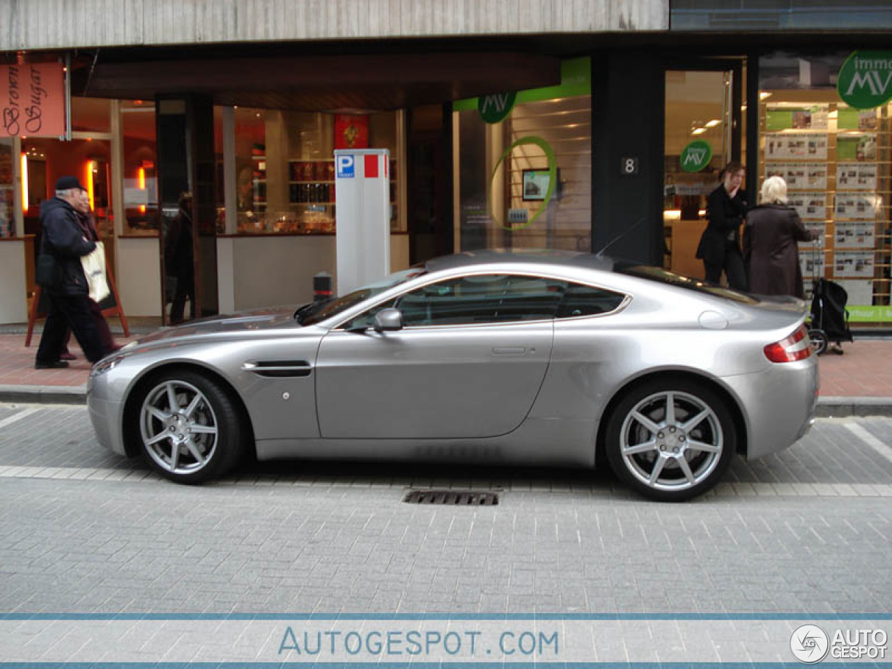 Aston Martin V8 Vantage