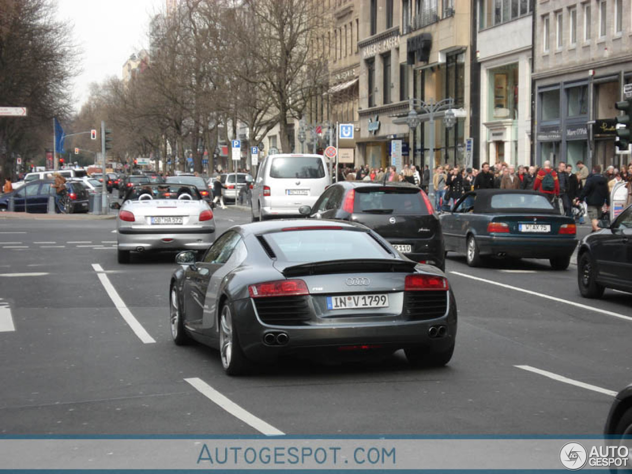 Audi R8