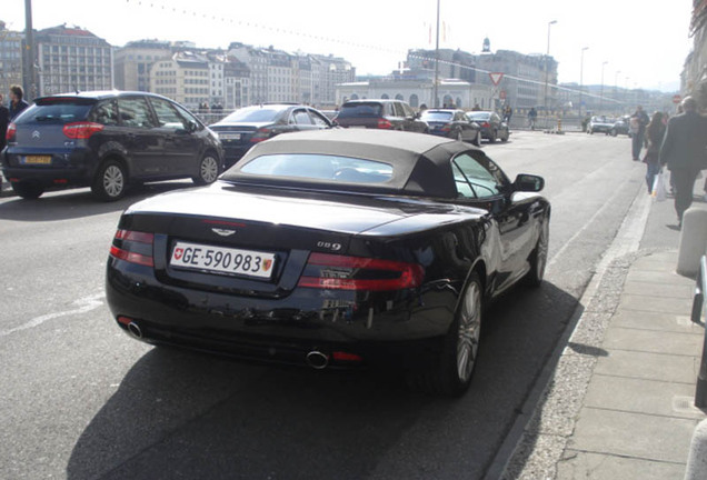 Aston Martin DB9 Volante