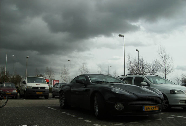 Aston Martin Vanquish S