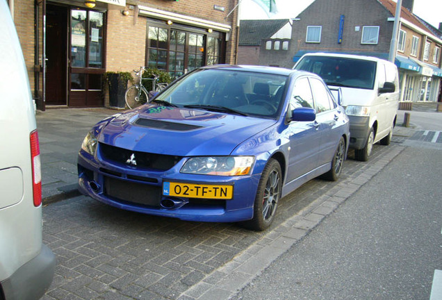 Mitsubishi Lancer Evolution IX