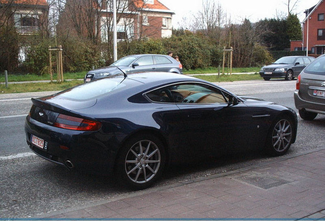 Aston Martin V8 Vantage