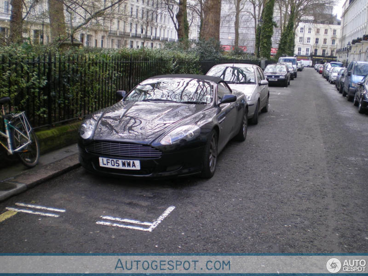 Aston Martin DB9 Volante